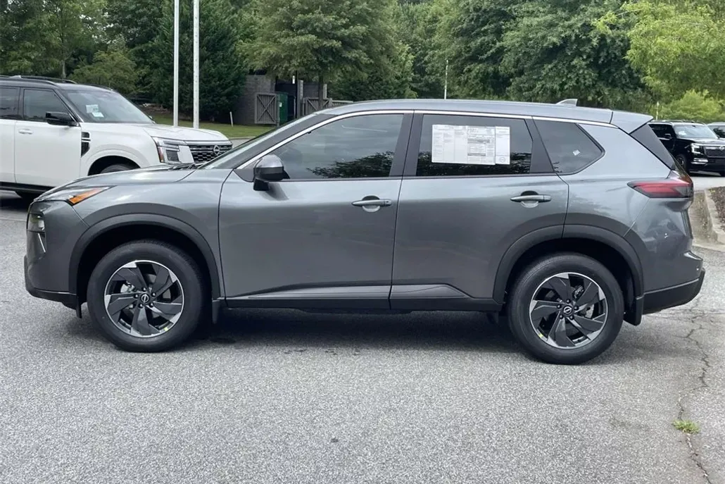 2026 Nissan Rogue SV photo 1