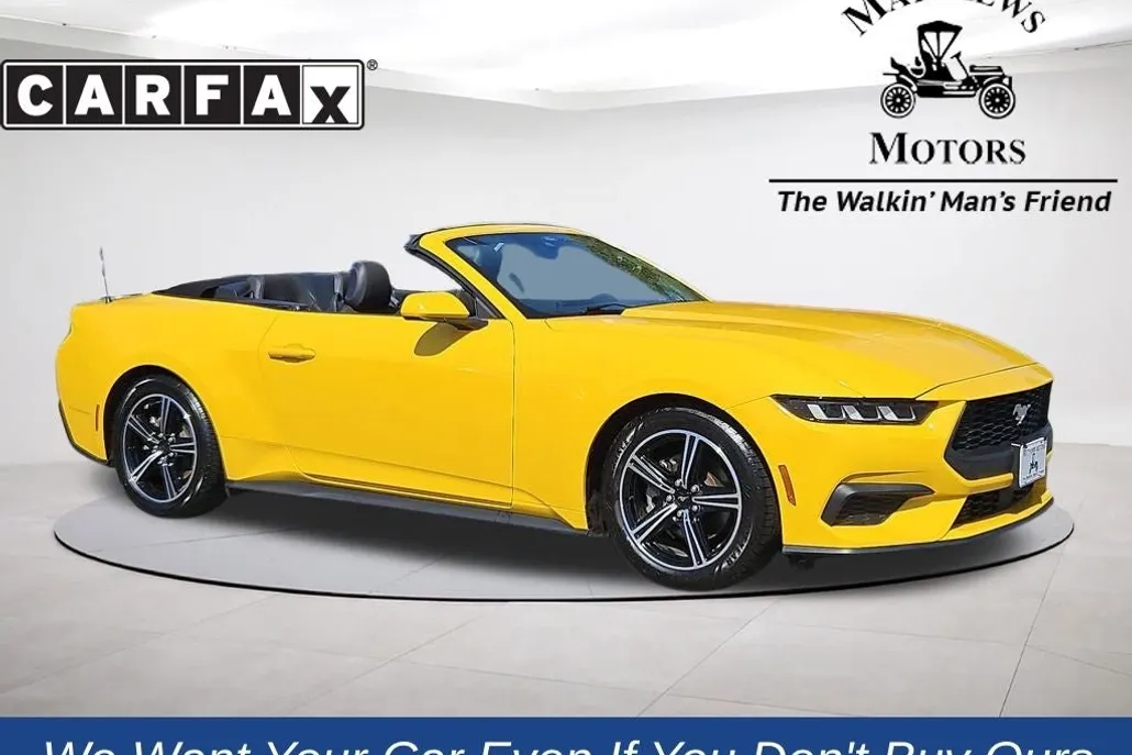 2024 Ford Mustang EcoBoost Convertible photo 1