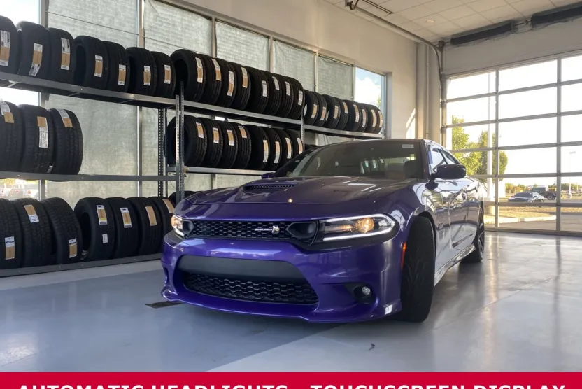 2019 Dodge Charger SRT8 R/T Scat Pack photo 1