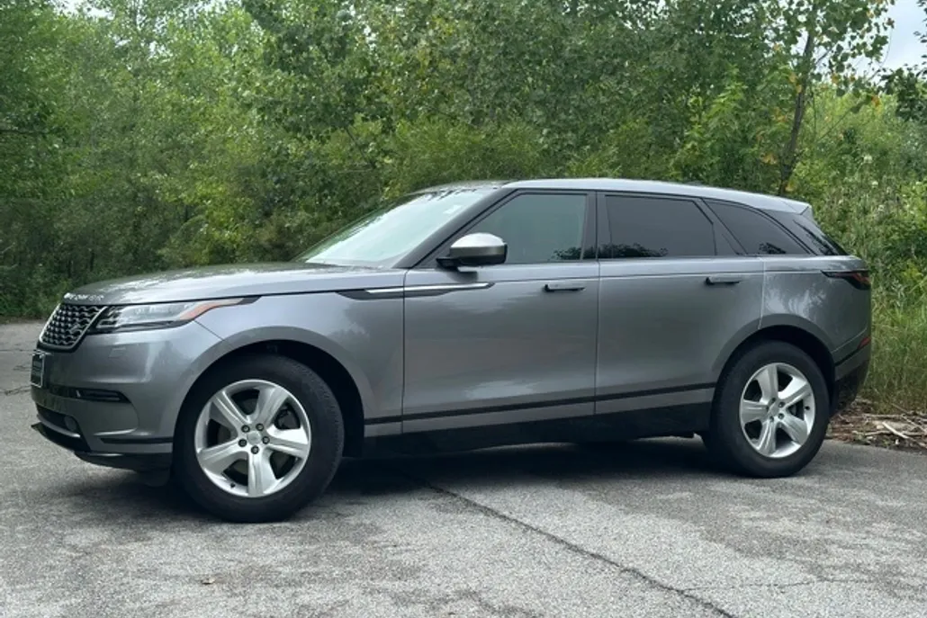 2023 Land Rover Range Rover Velar S photo 1