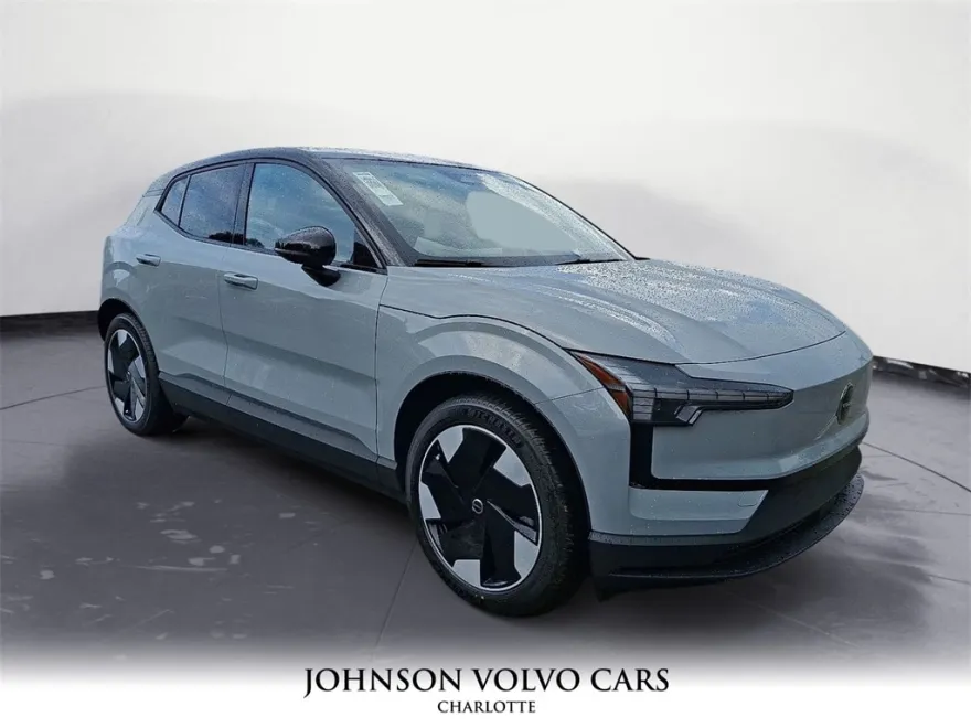 2025 Volvo EX30 Plus photo 1