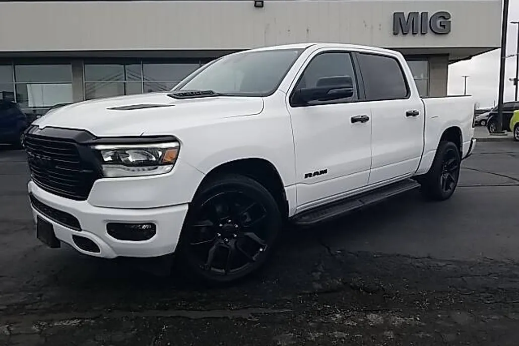 2023 Ram 1500 Laramie photo 1
