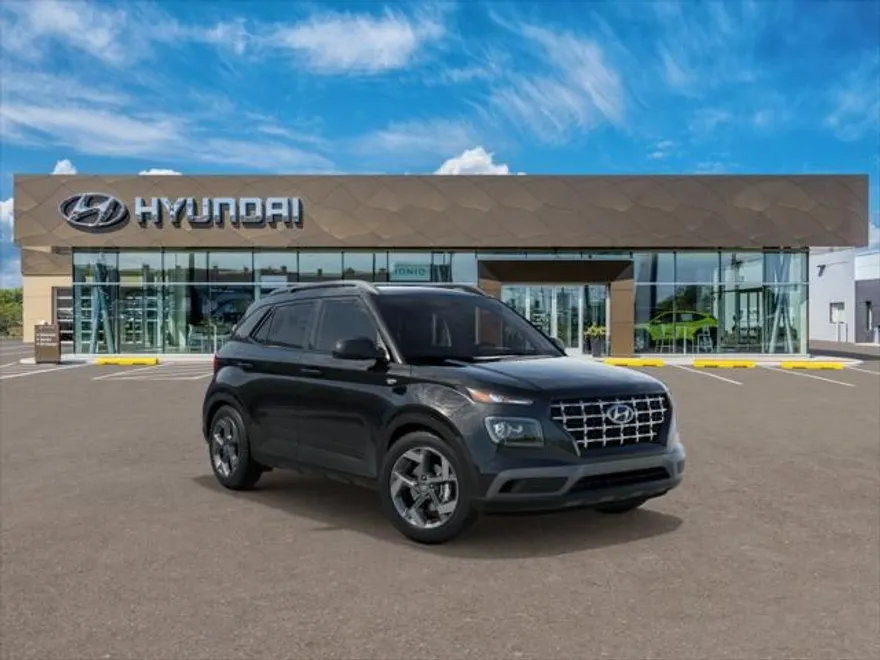 2025 Hyundai Venue SEL photo 1