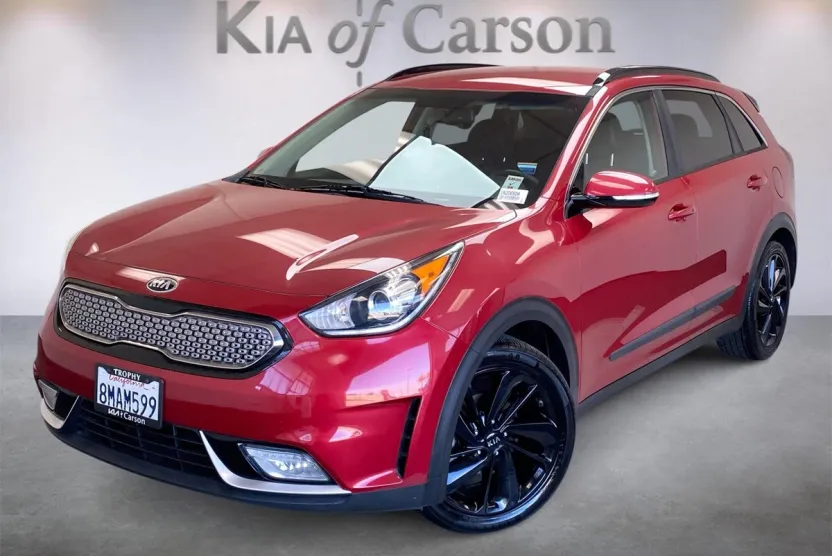 2019 Kia Niro S Touring photo 1