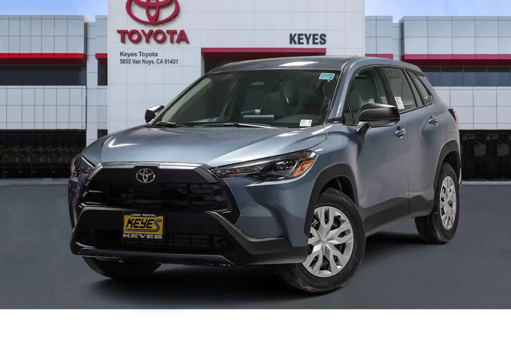 2026 Toyota Corolla Cross L photo 1