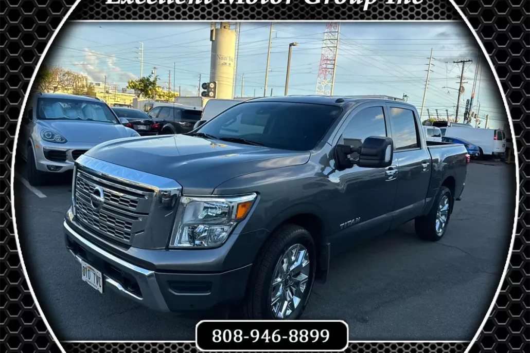2021 Nissan Titan Crew Cab SV photo 1