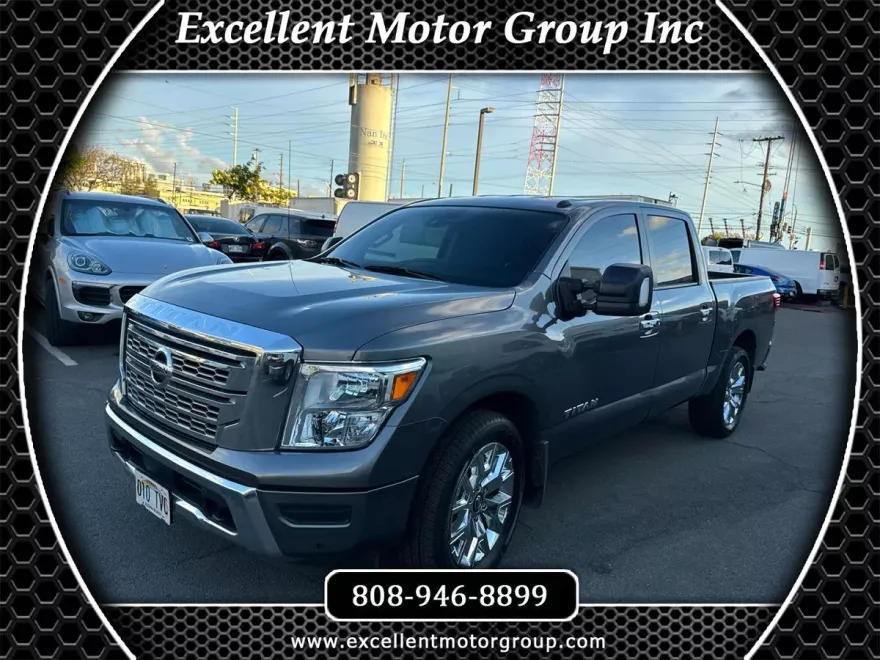 2021 Nissan Titan Crew Cab SV photo 1