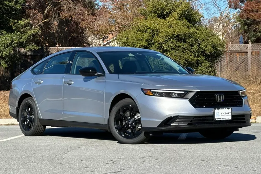 2025 Honda Accord SE photo 1