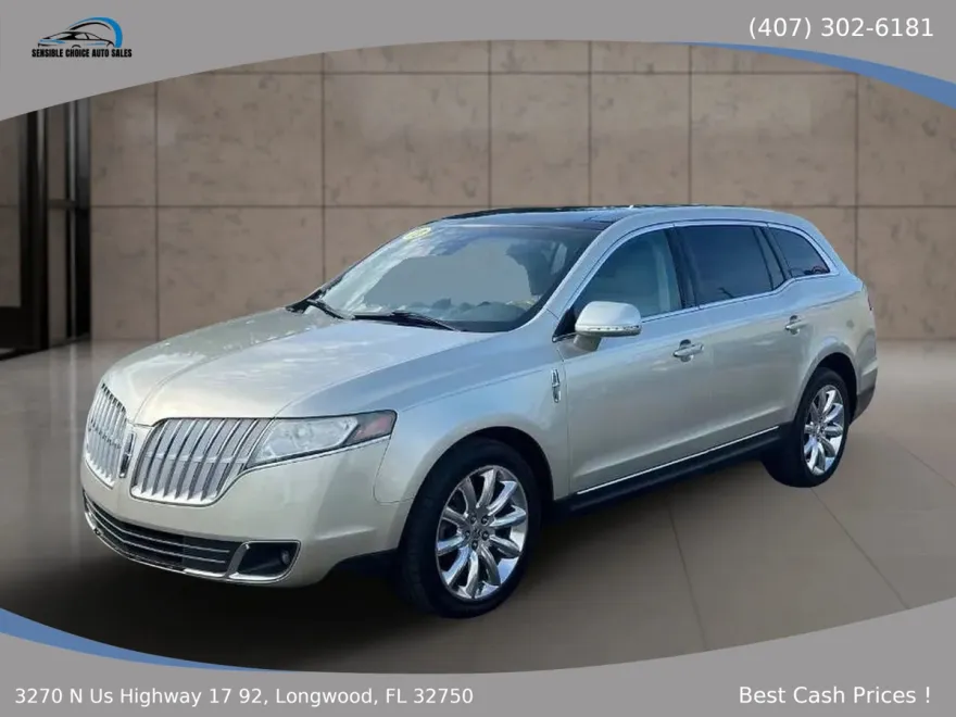 2010 Lincoln MKT Base photo 1