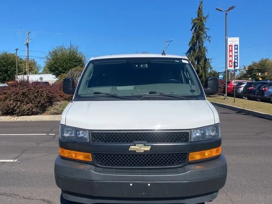 2023 Chevrolet Express 2500 Work Cargo Van photo 1