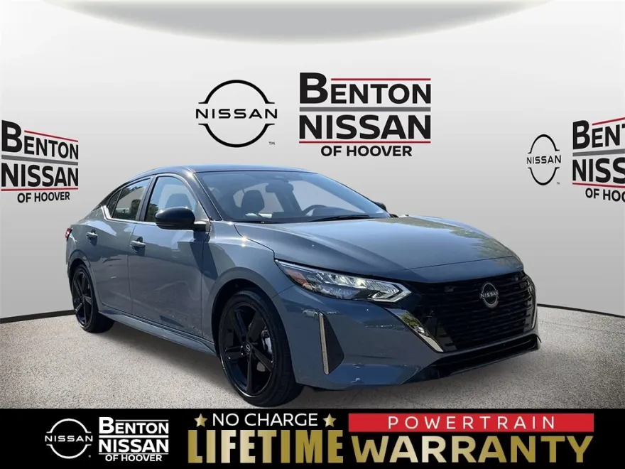 2025 Nissan Sentra SR photo 1