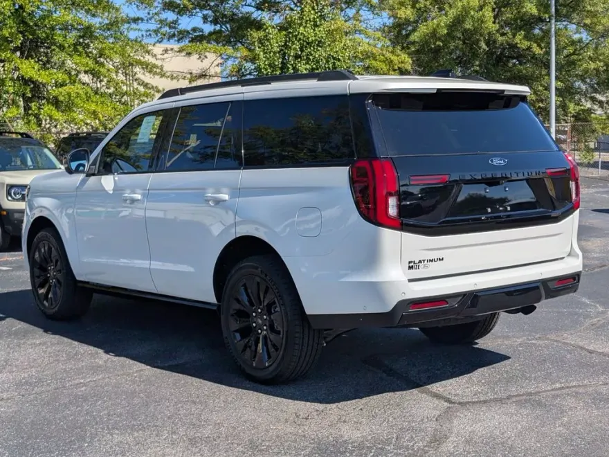 2025 Ford Expedition Platinum photo 1
