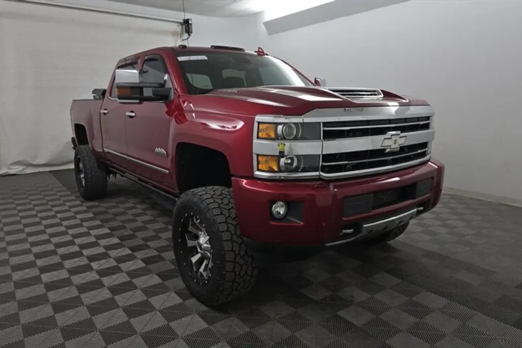 2018 Chevrolet Silverado 2500HD High Country photo 1