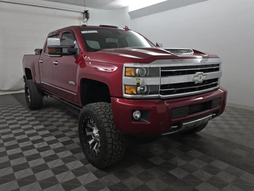 2018 Chevrolet Silverado 2500HD High Country photo 1