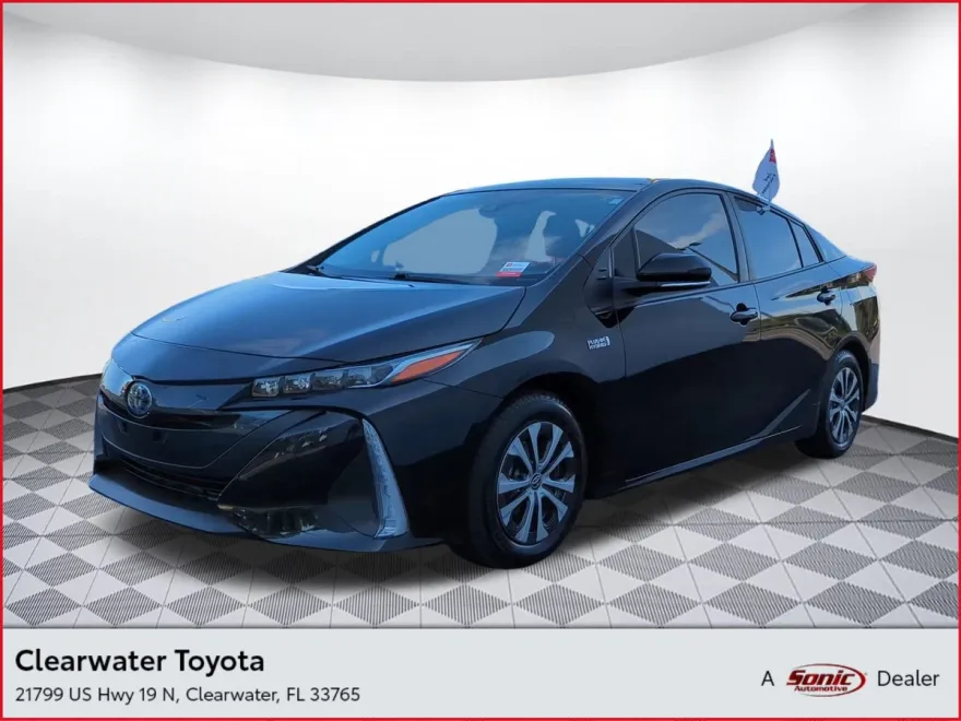 2022 Toyota Prius Prime XLE photo 1