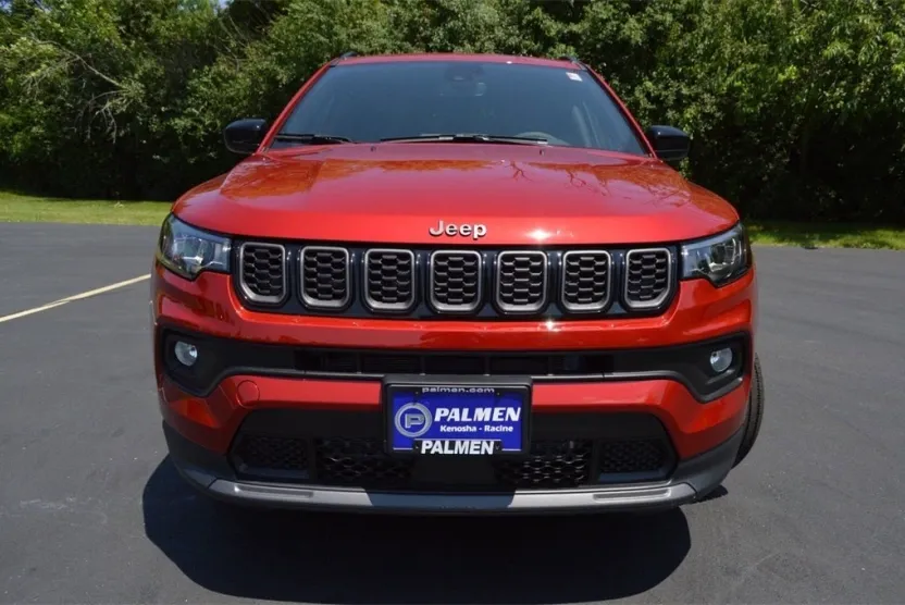 2025 Jeep Compass Latitude photo 1