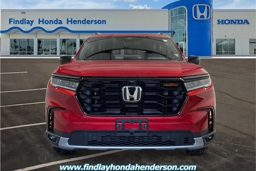 2025 Honda Pilot TrailSport photo 1