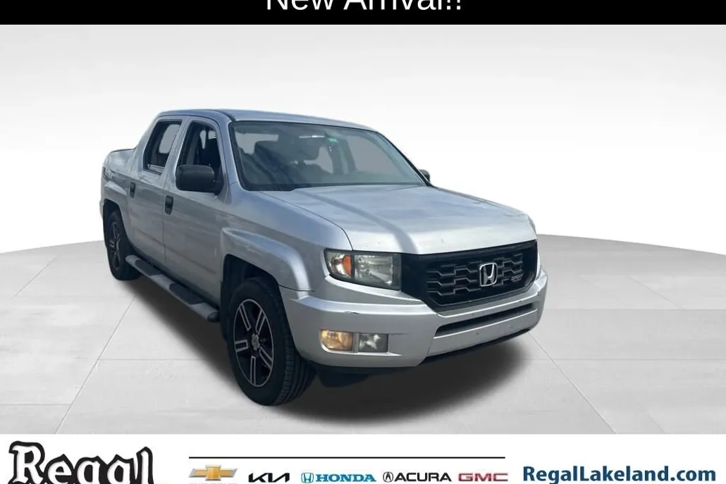 2014 Honda Ridgeline Sport photo 1