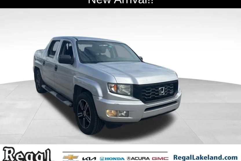 2014 Honda Ridgeline Sport photo 1