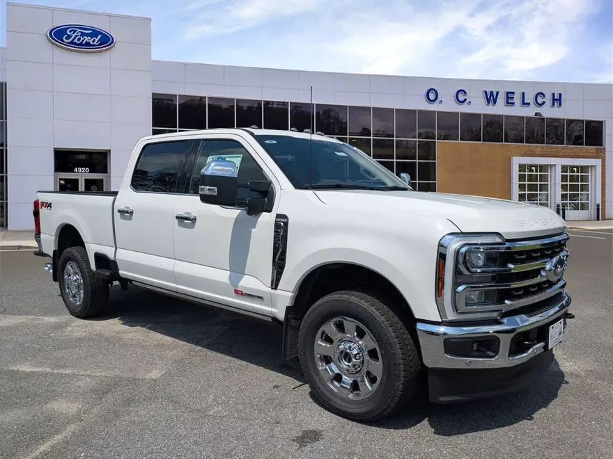 2025 Ford F-350 King Ranch photo 1