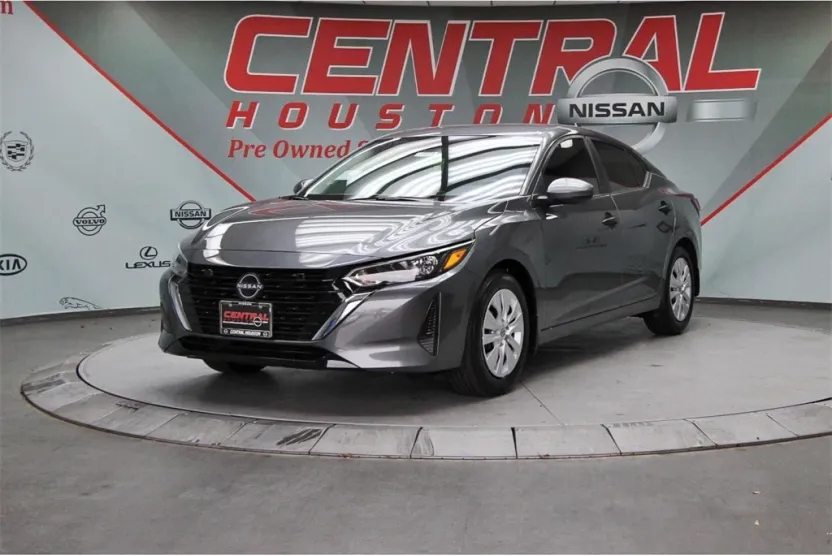 2025 Nissan Sentra S photo 1