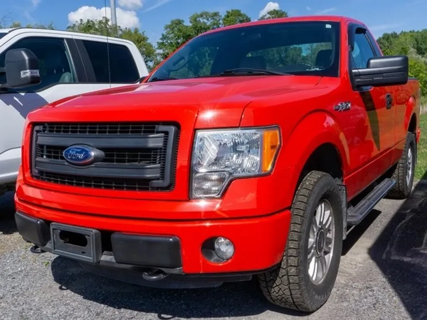 2013 Ford F-150 STX photo 1