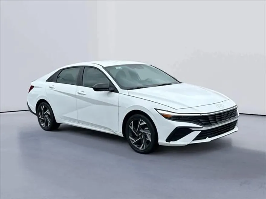 2025 Hyundai Elantra Hybrid SEL Sport photo 1