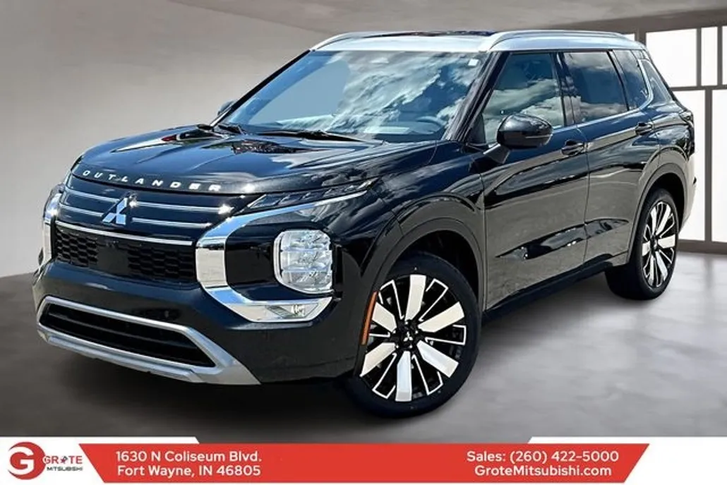 2025 Mitsubishi Outlander SEL photo 1