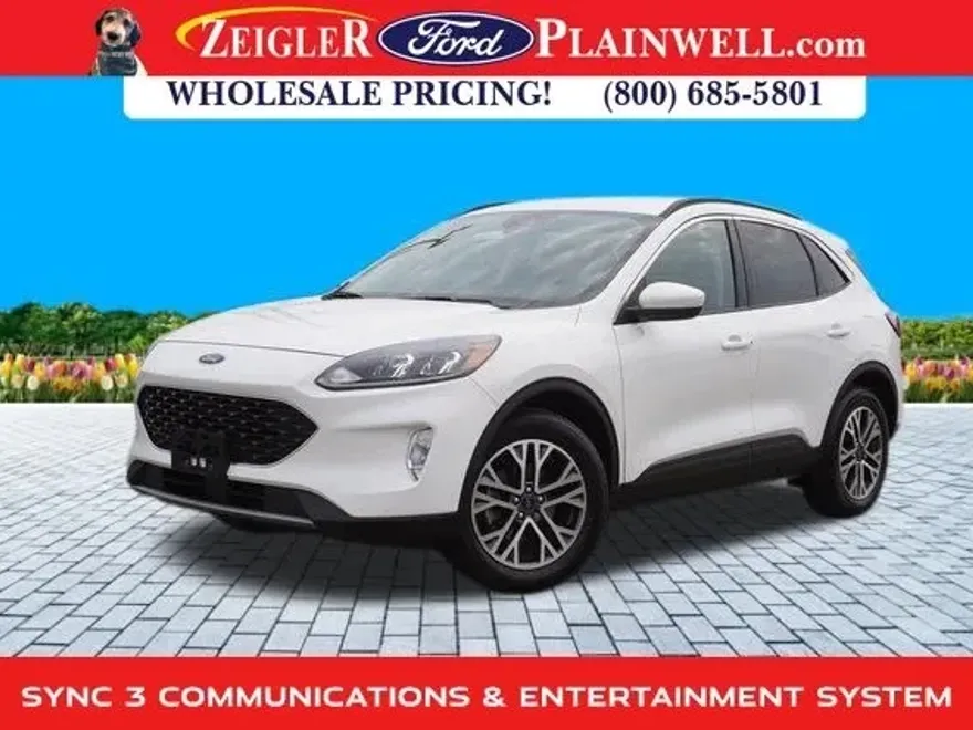 2020 Ford Escape SEL photo 1