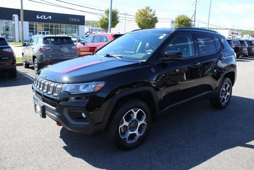 2022 Jeep Compass Trailhawk photo 1