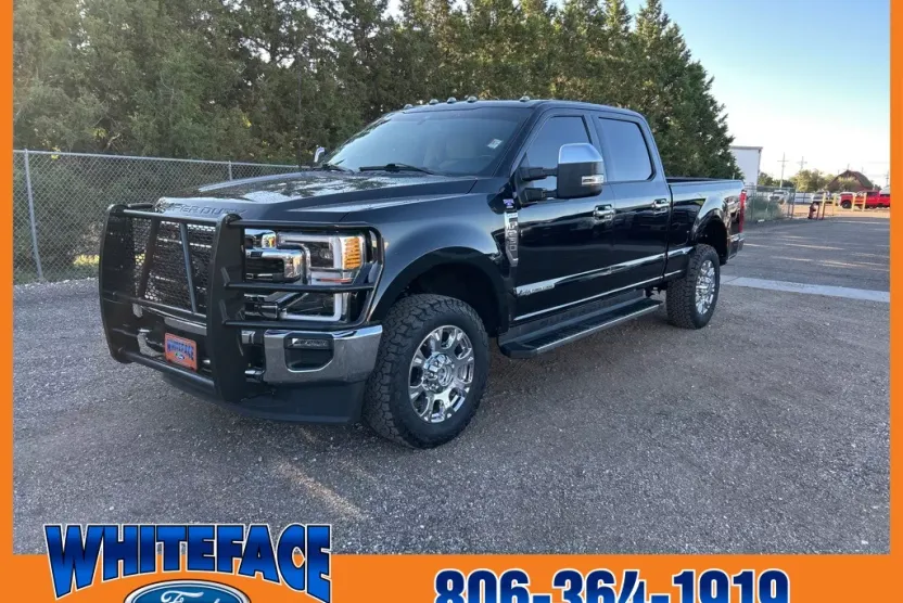 2021 Ford F-250 Lariat photo 1