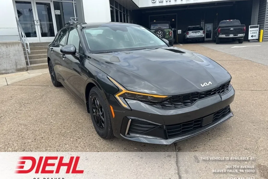 2025 Kia K5 LXS photo 1