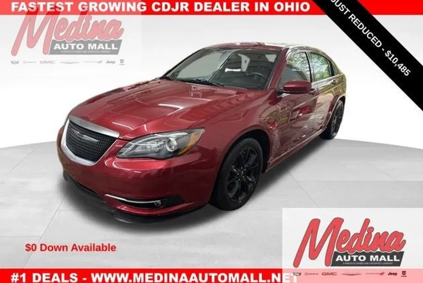 2014 Chrysler 200 Limited photo 1