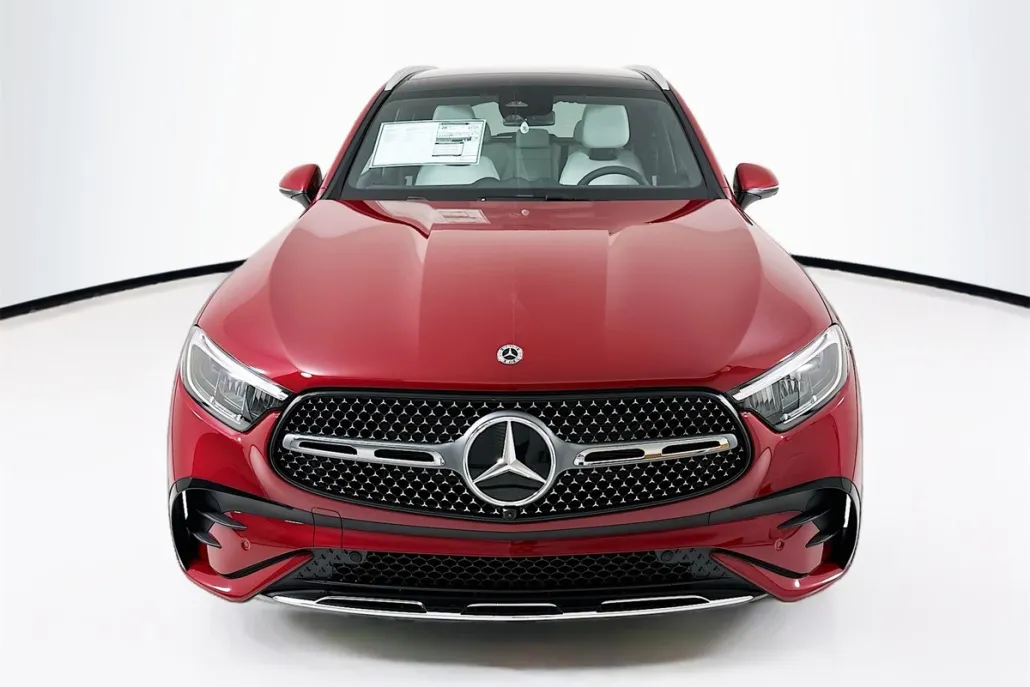 2026 Mercedes Benz GLC 300 4MATIC photo 1
