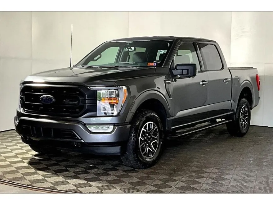 2022 Ford F-150 XLT photo 1