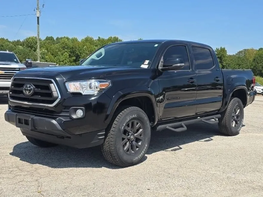 2023 Toyota Tacoma V6 photo 1