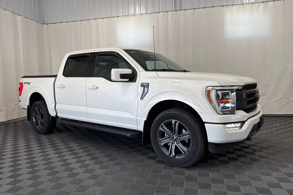 2023 Ford F-150 Lariat photo 1
