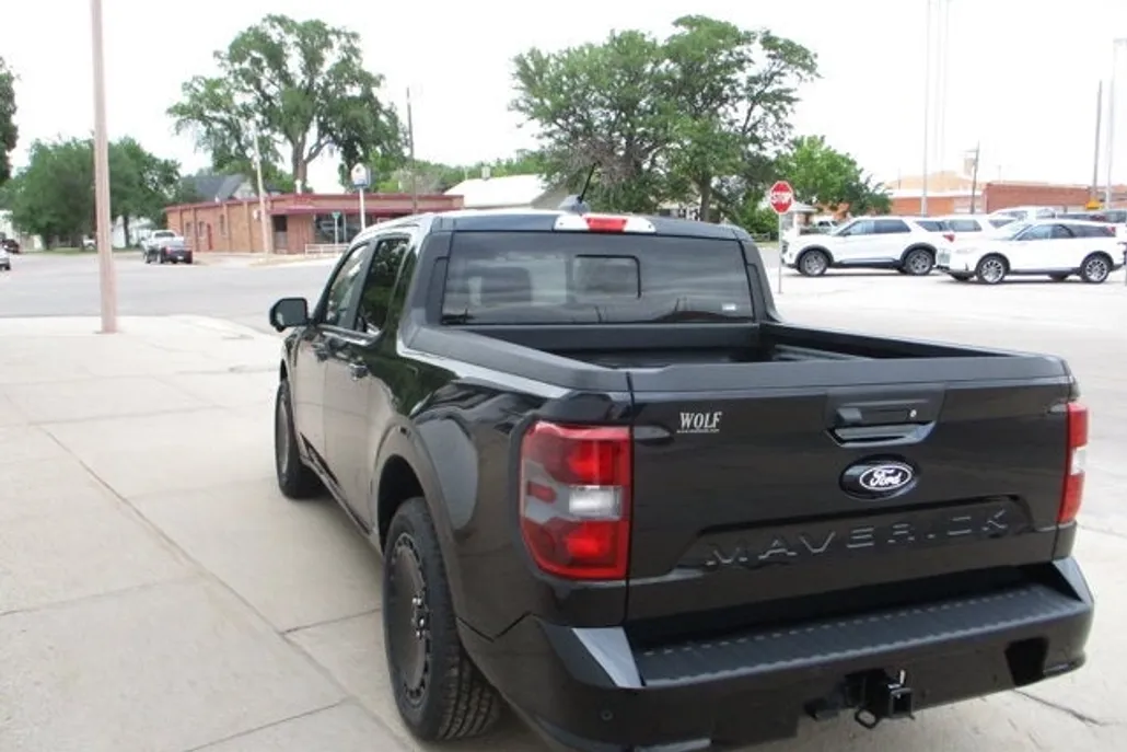 2025 Ford Maverick photo 1