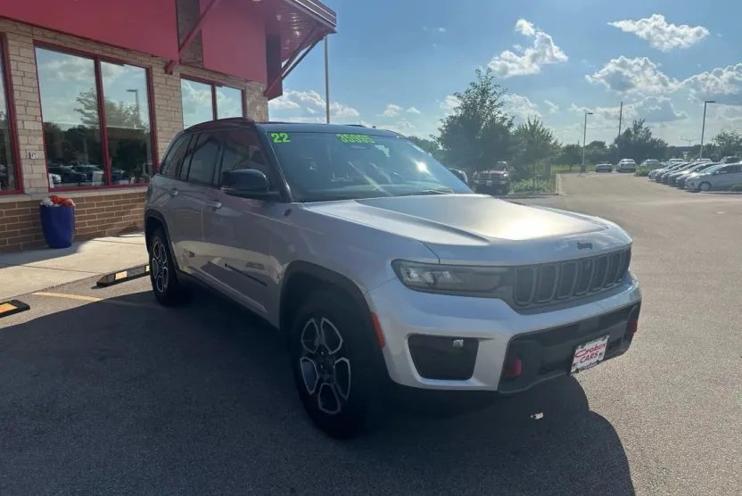 2022 Jeep Grand Cherokee Trailhawk Sport photo 1