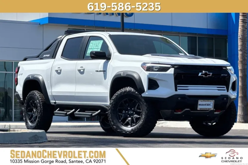 2025 Chevrolet Colorado ZR2 photo 1