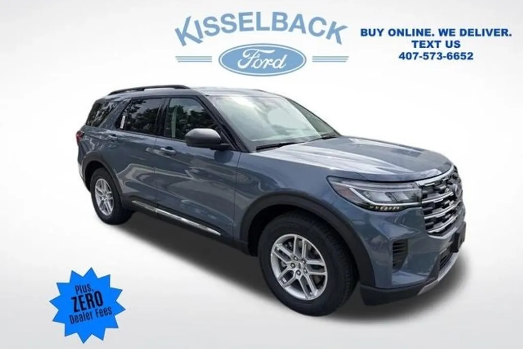 2025 Ford Explorer photo 1