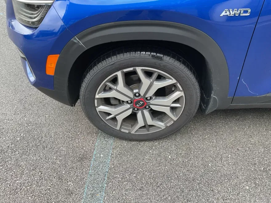 2021 Kia Seltos SX photo 1