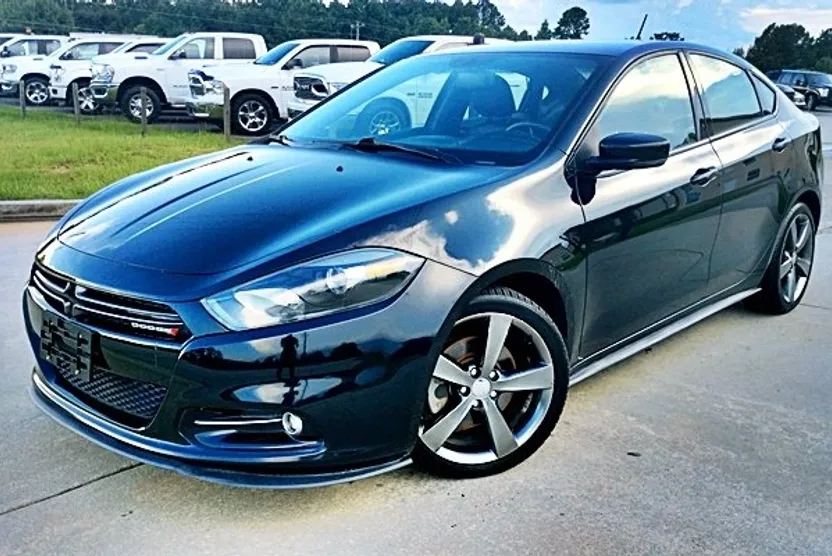 2015 Dodge Dart GT photo 1