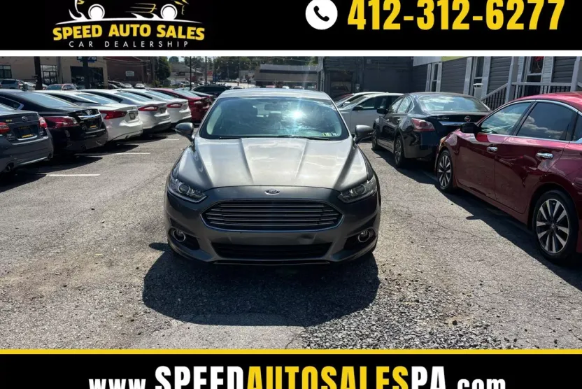 2014 Ford Fusion SE photo 1