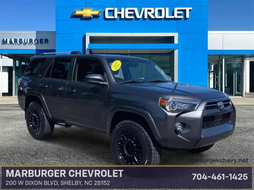 2022 Toyota 4Runner SR5 photo 1
