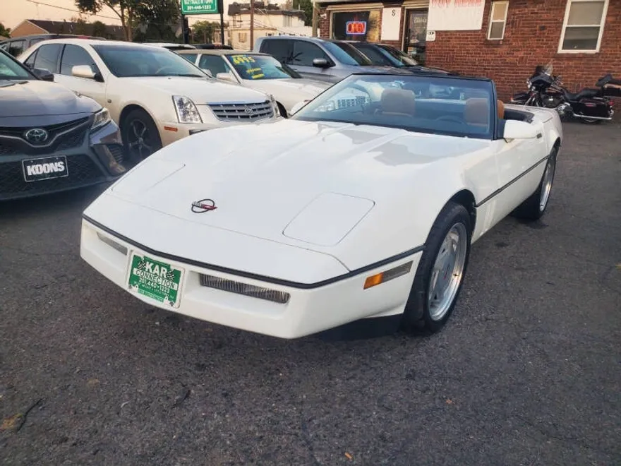 1989 Chevrolet Corvette Base photo 1