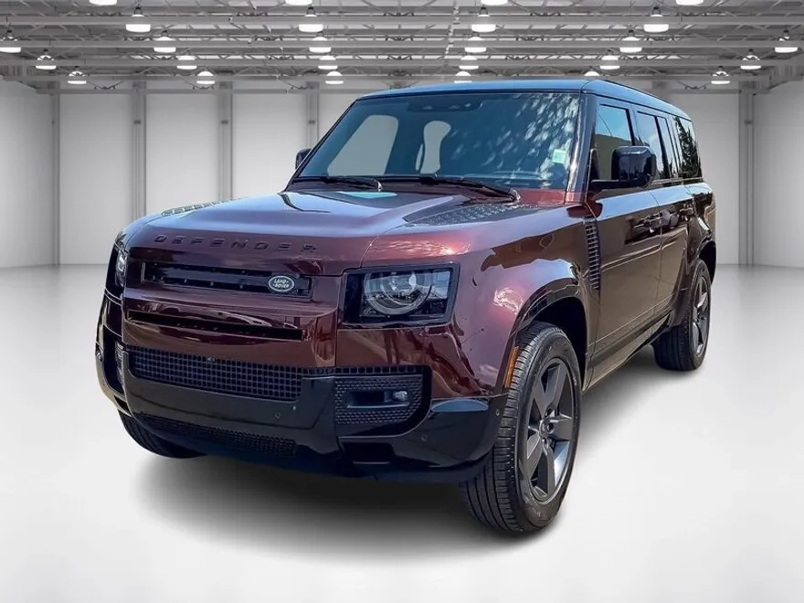 2024 Land Rover Defender 130 X-Dynamic SE photo 1