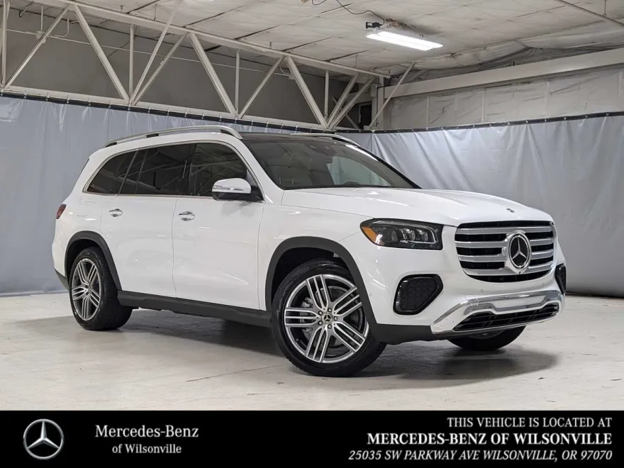 2025 Mercedes Benz GLS 450 photo 1