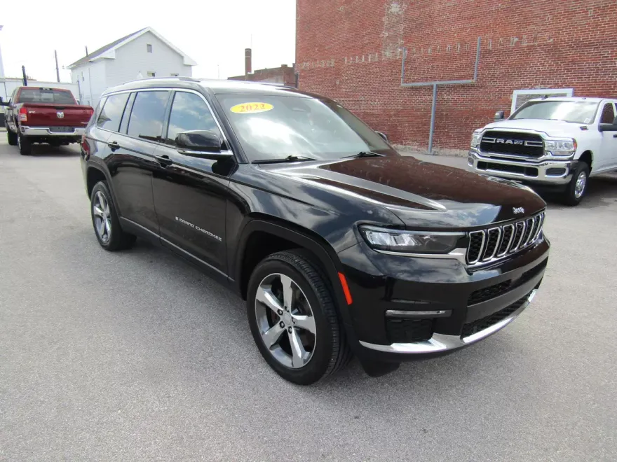 2022 Jeep Grand Cherokee Limited photo 1