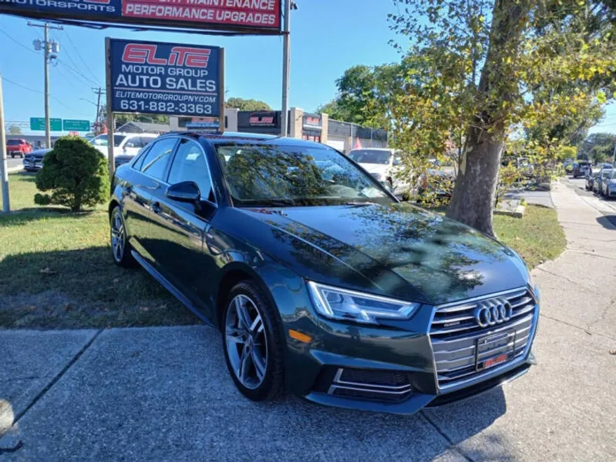 2018 Audi A4 2.0T Quattro Premium Plus photo 1